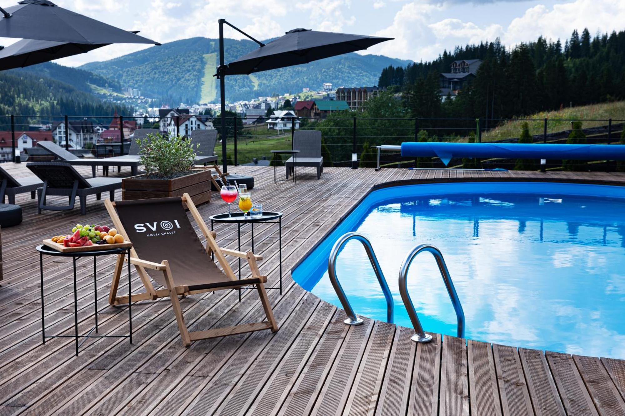 Svoi Hotel Поляница Экстерьер фото