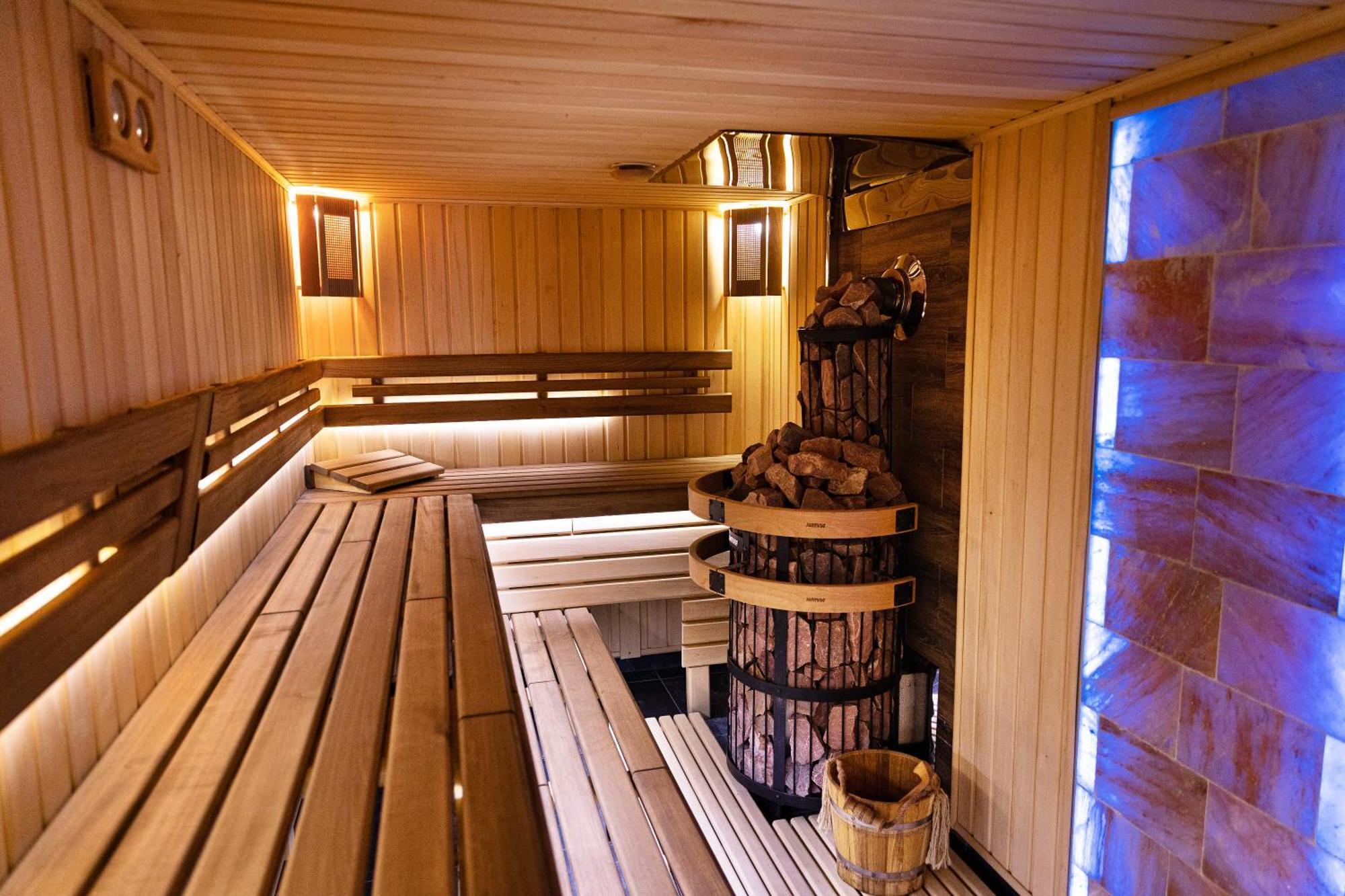 Svoi Hotel Поляница Экстерьер фото